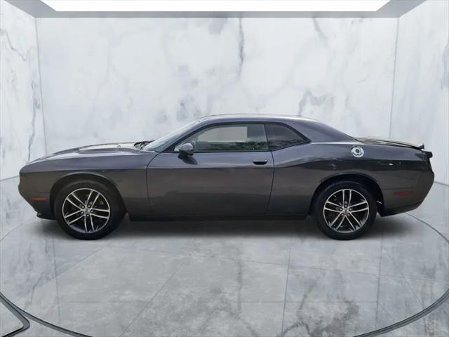 2019 Dodge Challenger SXT AWD