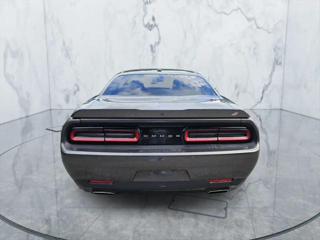 2019 Dodge Challenger SXT AWD