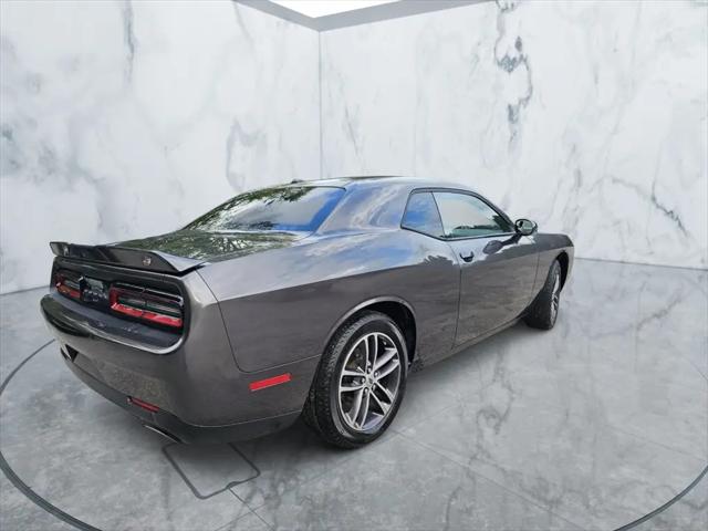 2019 Dodge Challenger SXT AWD