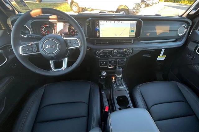 2026 Jeep Wrangler 4-Door Sahara 4x4