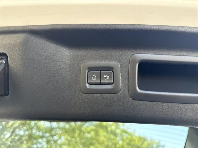 2025 Mazda X-90 3.3 Turbo Select Package