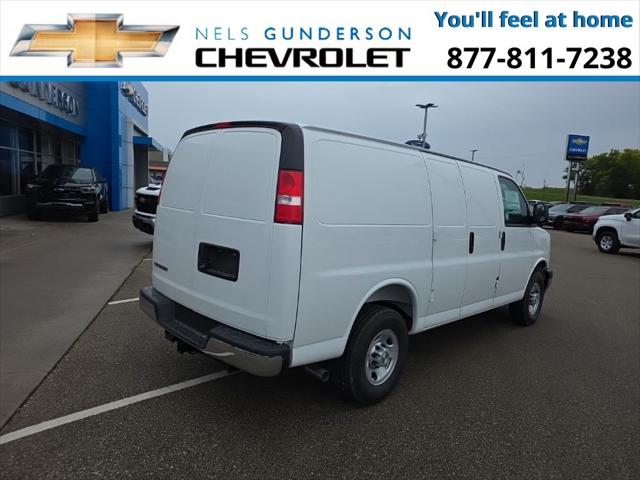 2025 Chevrolet Express Cargo Van RWD 2500 Regular Wheelbase WT