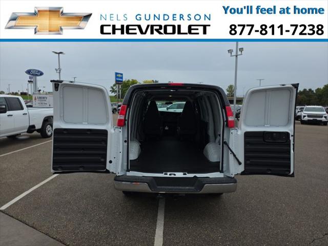 2025 Chevrolet Express Cargo Van RWD 2500 Regular Wheelbase WT