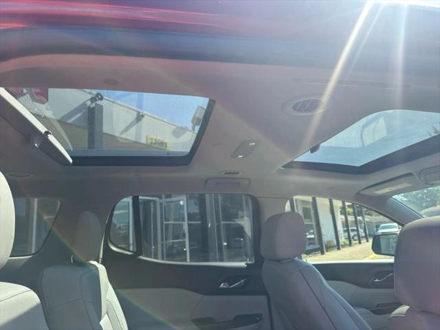 2017 GMC Acadia SLT-1