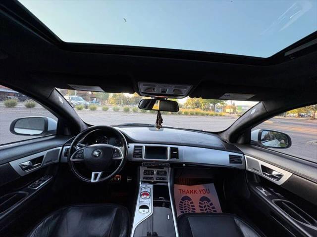 2015 Jaguar XF 3.0 Sport