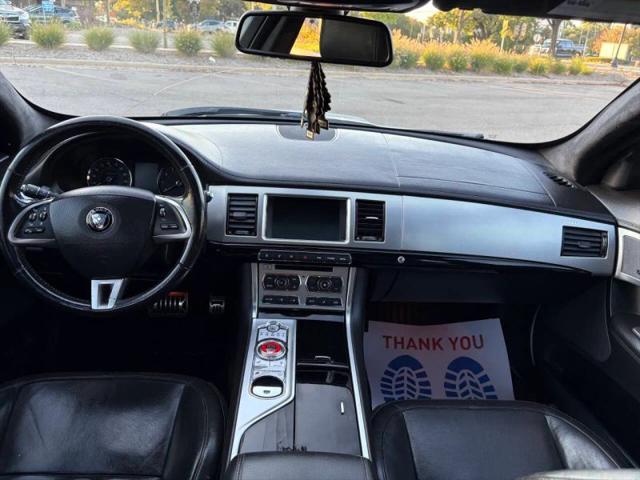 2015 Jaguar XF 3.0 Sport