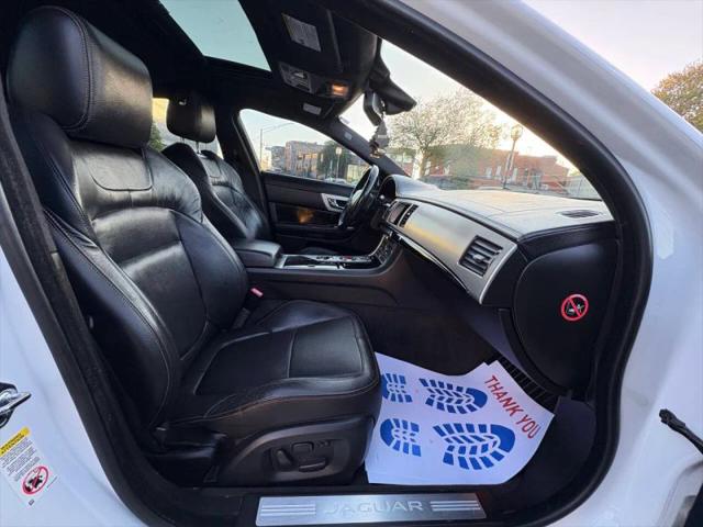 2015 Jaguar XF 3.0 Sport