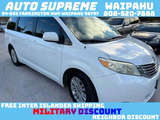 2012 Toyota Sienna XLE V6 8 Passenger