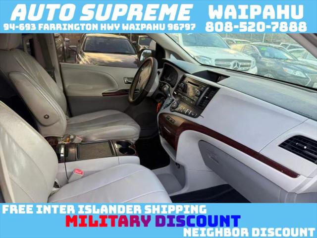 2012 Toyota Sienna XLE V6 8 Passenger