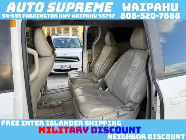 2012 Toyota Sienna XLE V6 8 Passenger