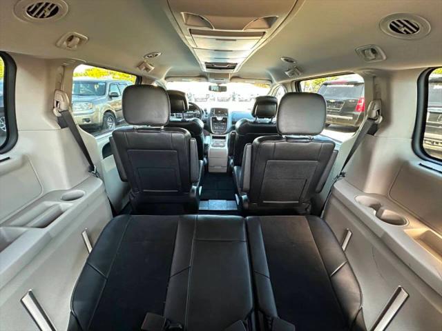 2015 Chrysler Town & Country Limited