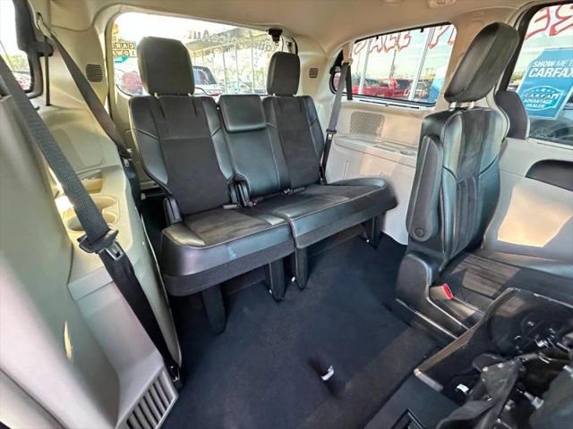 2015 Chrysler Town & Country Limited