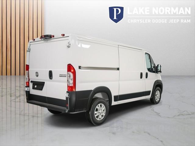 2024 Ram ProMaster Cargo Van SLT Low Roof 136" WB