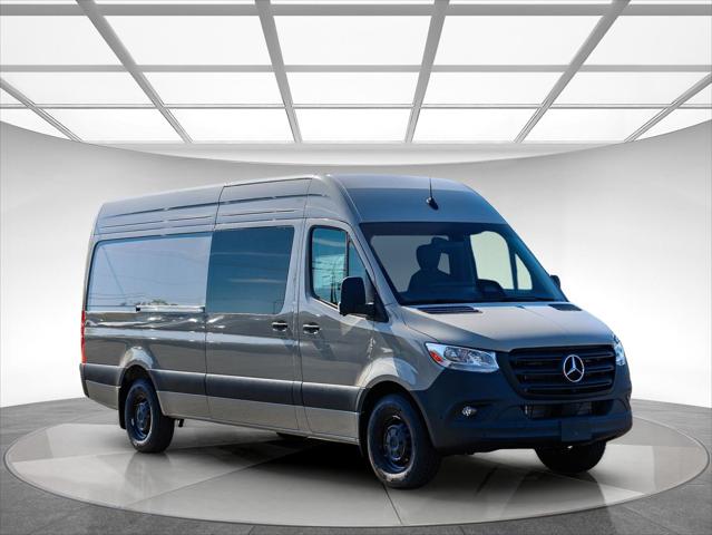 2026 Mercedes-Benz Sprinter Crew Van High Roof 4-Cyl Diesel HO