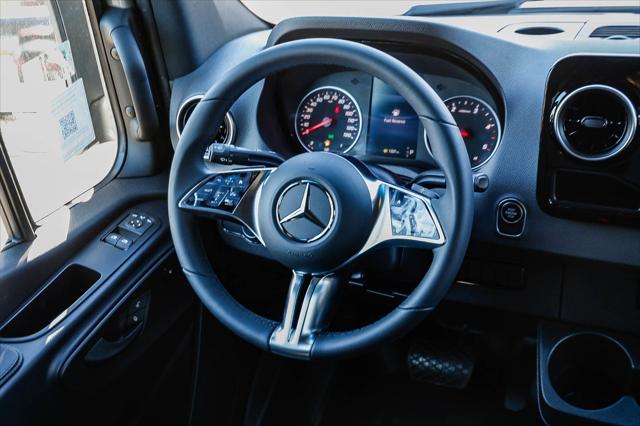 2026 Mercedes-Benz Sprinter Crew Van High Roof 4-Cyl Diesel HO