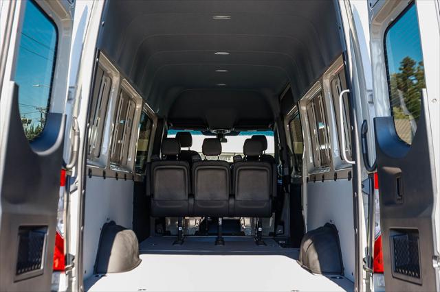 2026 Mercedes-Benz Sprinter Crew Van High Roof 4-Cyl Diesel HO
