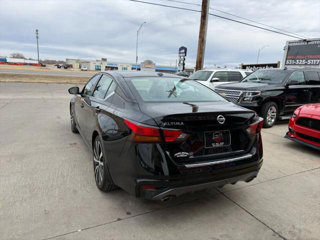 2021 Nissan Altima SR FWD
