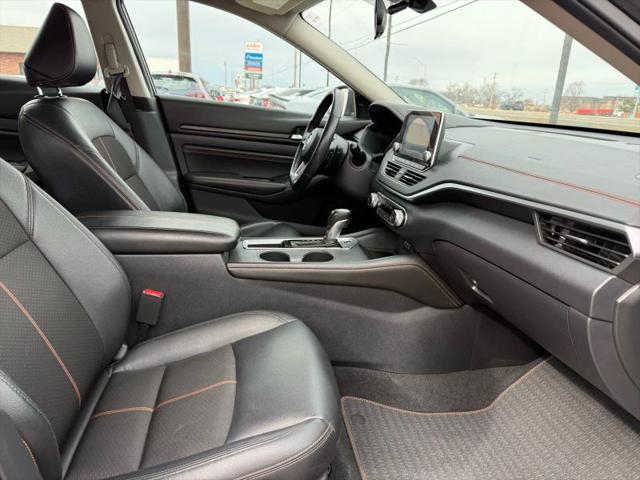2021 Nissan Altima SR FWD