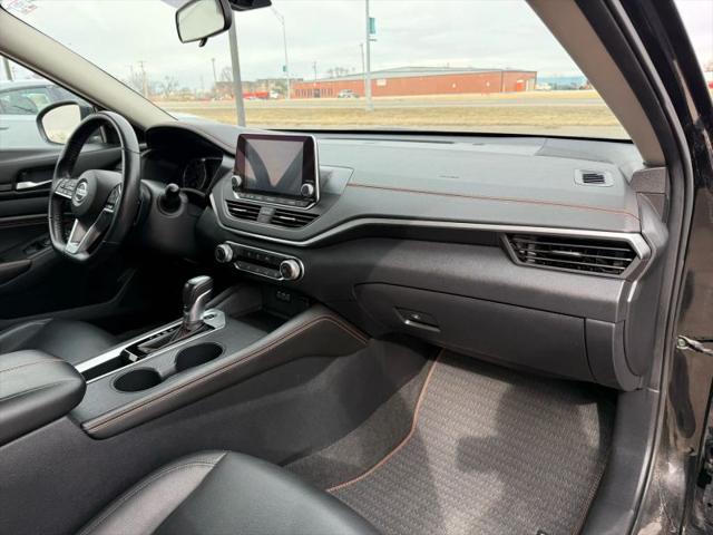 2021 Nissan Altima SR FWD