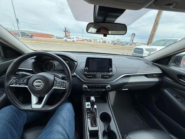 2021 Nissan Altima SR FWD
