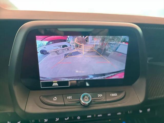2021 Chevrolet Camaro RWD Coupe 2LT