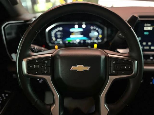 2023 Chevrolet Silverado 1500 2WD Crew Cab Short Bed LT