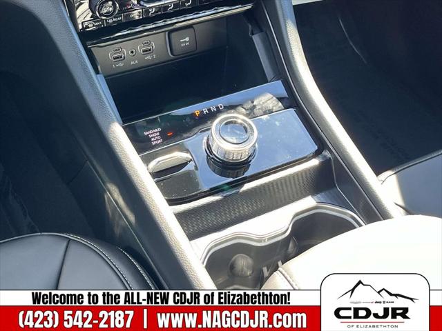 2025 Jeep Grand Cherokee L Limited 4x4