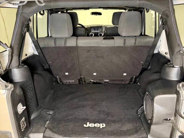 2012 Jeep Wrangler Unlimited Sahara