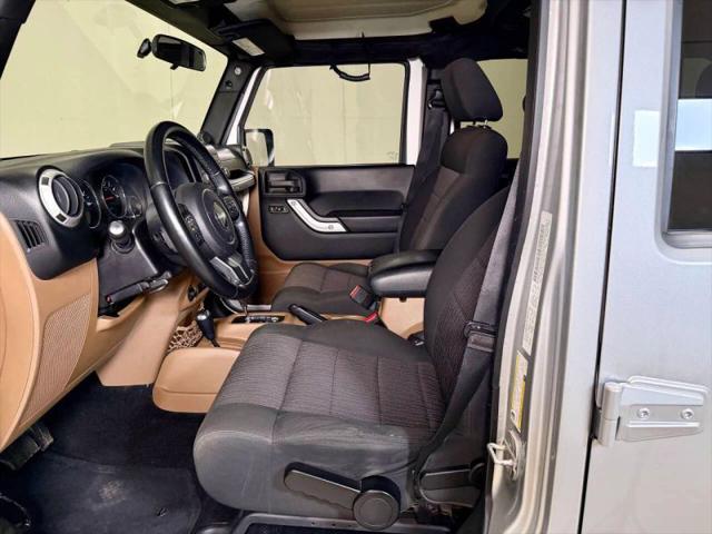 2012 Jeep Wrangler Unlimited Sahara