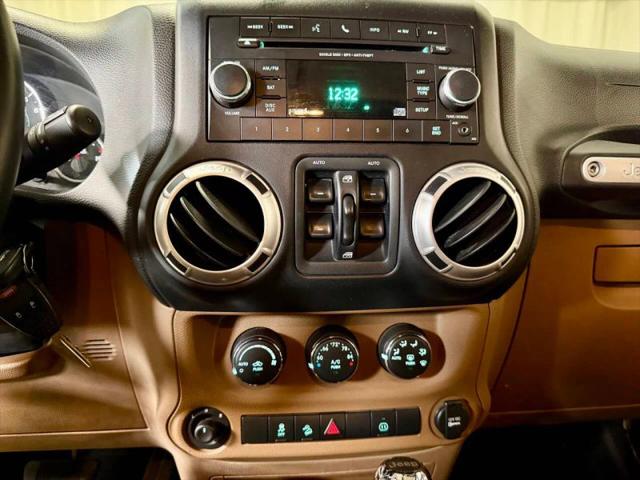 2012 Jeep Wrangler Unlimited Sahara