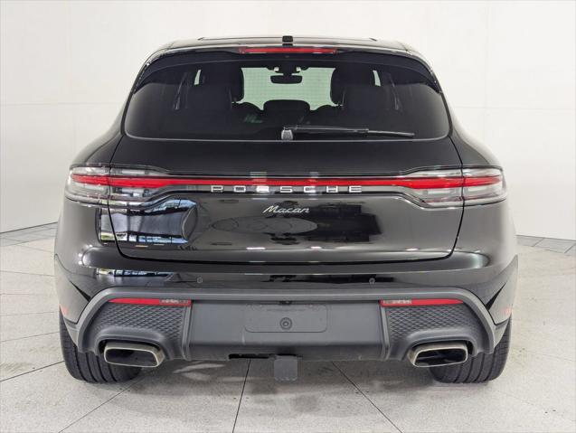 2025 Porsche Macan Unknown
