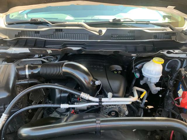 2019 Ram 1500 Classic SLT Crew Cab 4x4 5'7" Box