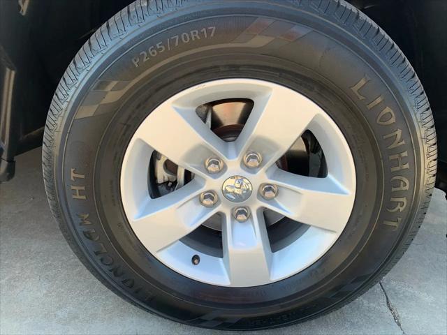 2019 Ram 1500 Classic SLT Crew Cab 4x4 5'7" Box