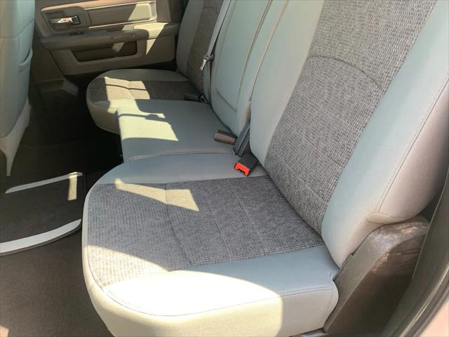 2019 Ram 1500 Classic SLT Crew Cab 4x4 5'7" Box