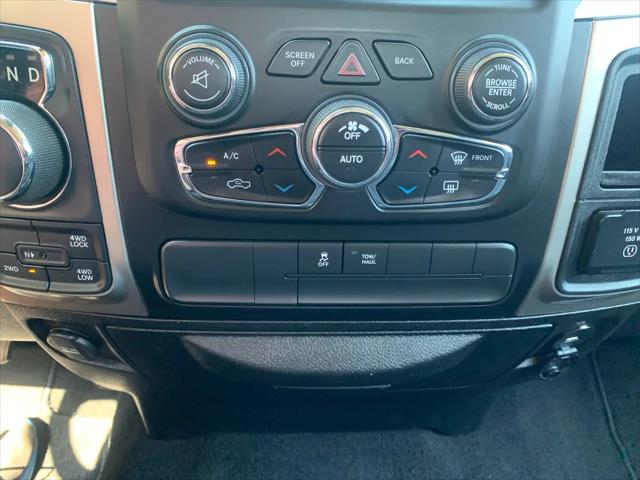 2019 Ram 1500 Classic SLT Crew Cab 4x4 5'7" Box