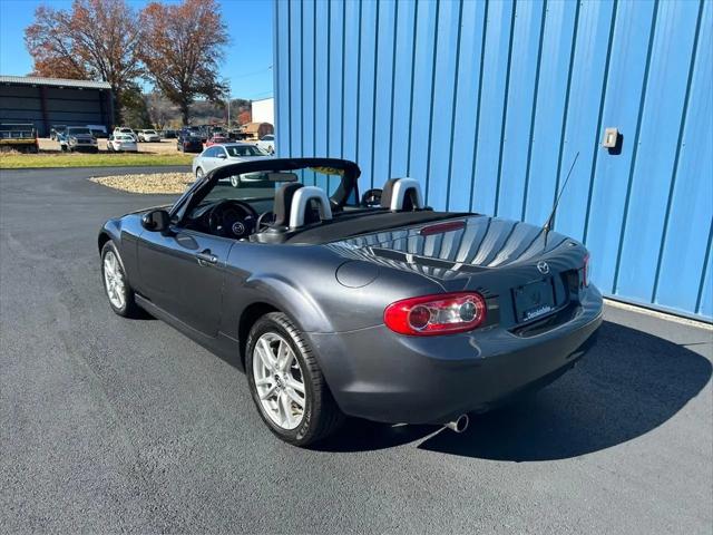 2015 Mazda MX-5 Sport