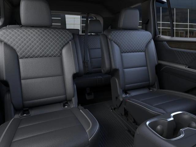 2026 GMC Acadia Denali FWD