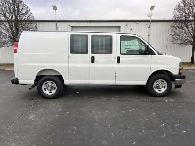 2025 Chevrolet Express Cargo Van RWD 2500 Regular Wheelbase WT