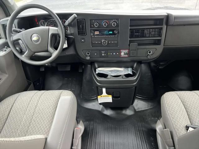 2025 Chevrolet Express Cargo Van RWD 2500 Regular Wheelbase WT