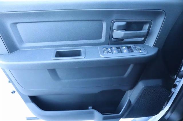 2026 Ram 2500 Tradesman Crew Cab 4x4 8' Box