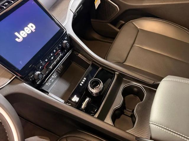 2025 Jeep Grand Cherokee L Limited 4x4