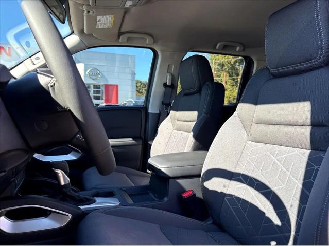 2026 Nissan Frontier Crew Cab SV 4x2