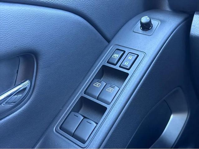 2026 Nissan Frontier Crew Cab SV 4x2