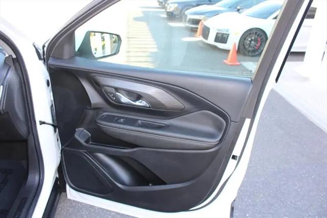 2024 GMC Terrain AWD SLT