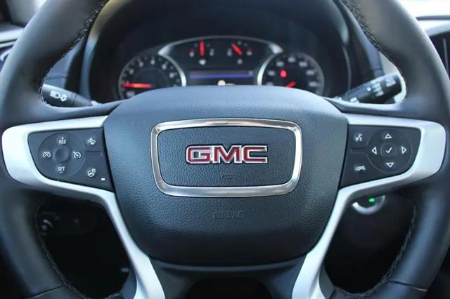 2024 GMC Terrain AWD SLT