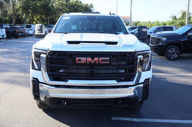 2026 GMC Sierra 3500HD CC Pro