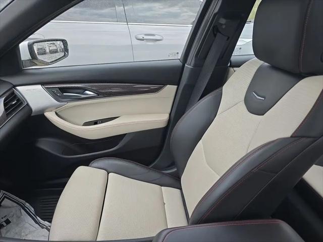 2022 Cadillac CT5 Sport