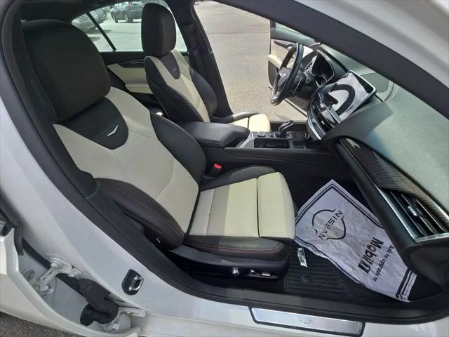 2022 Cadillac CT5 Sport