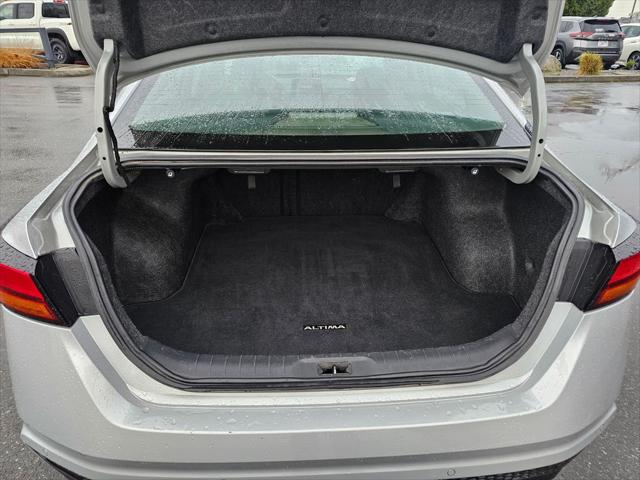 2023 Nissan Altima SR FWD