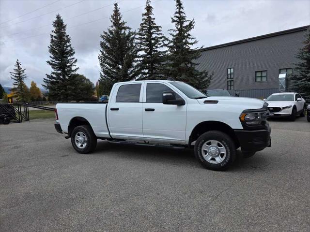 2024 RAM 2500 Tradesman Crew Cab 4x4 64 Box